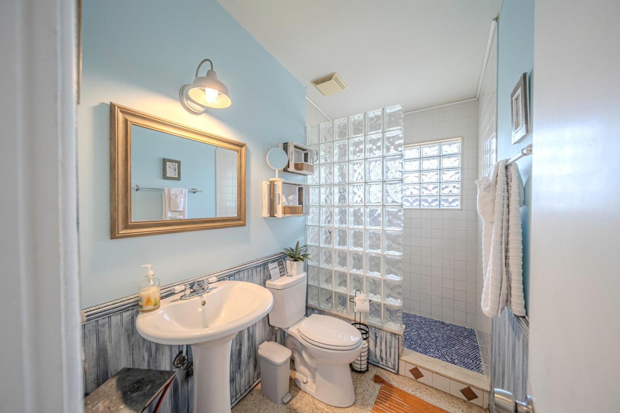 Fantastic Island House 1 Mile To The Beach With Heated Pool Sarasota Ngoại thất bức ảnh